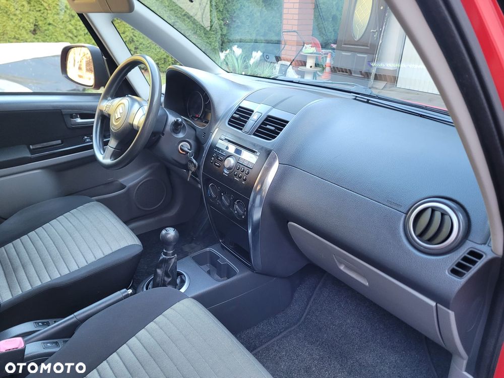 Suzuki SX4 1.6 VVT 4x2 Comfort - 22