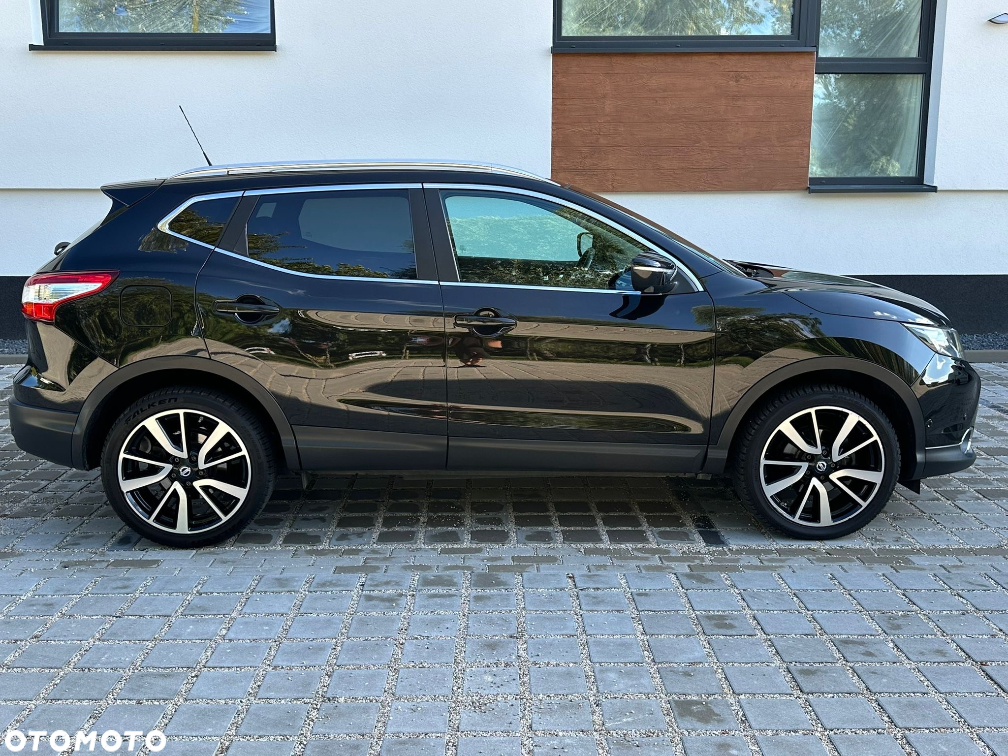Nissan Qashqai - 4