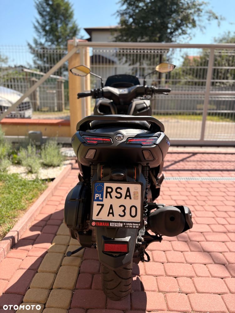 Yamaha NMAX - 9