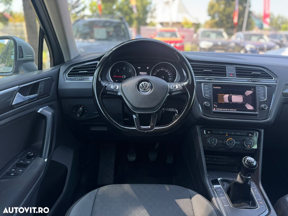 Volkswagen Tiguan - 37