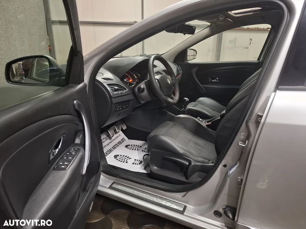Renault Megane ENERGY dCi 130 GT LINE - 5