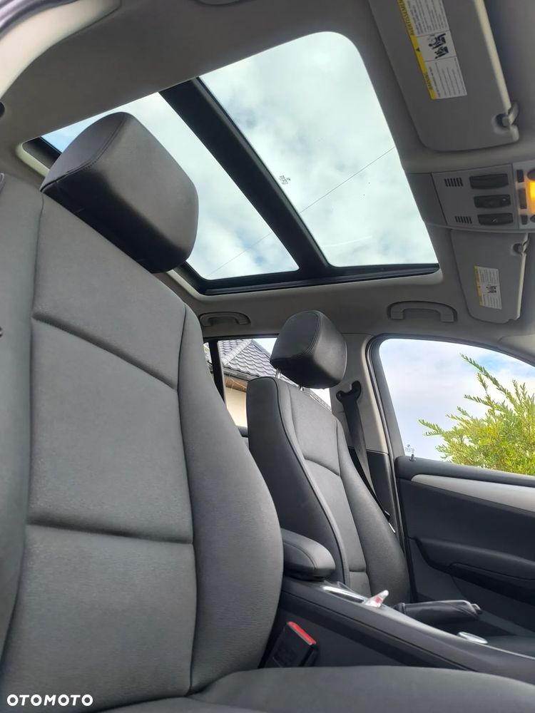 BMW X1 xDrive28i xLine - 11