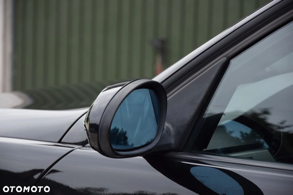 BMW Seria 3 318i - 15