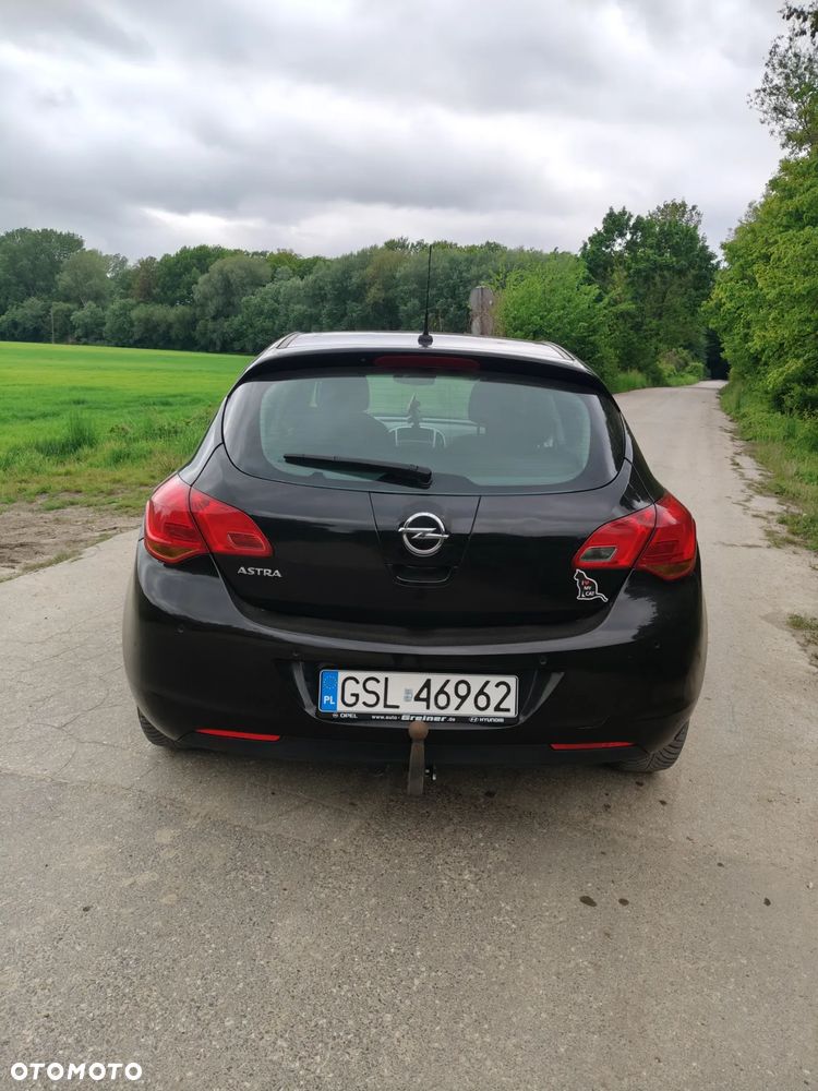 Opel Astra 1.6 Essentia - 6