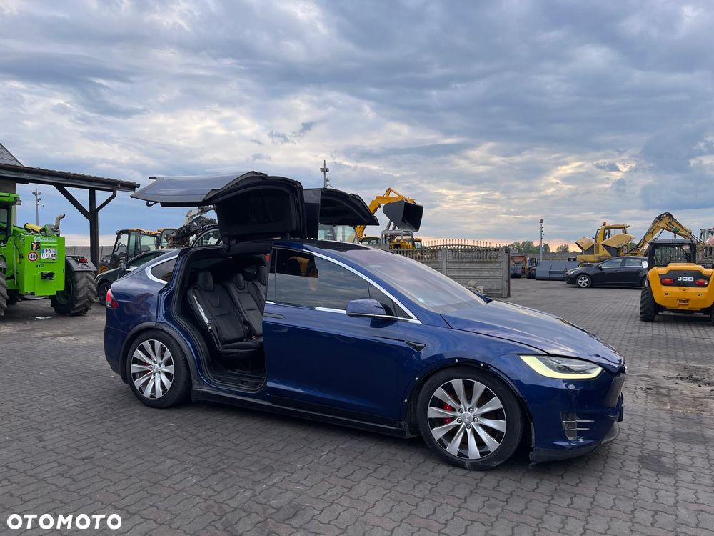 Tesla Model X Long Range - 4