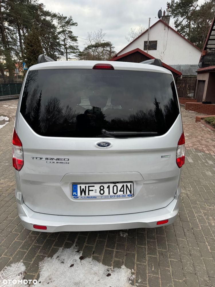 Ford Tourneo Courier 1.0 EcoBoost Titanium - 6