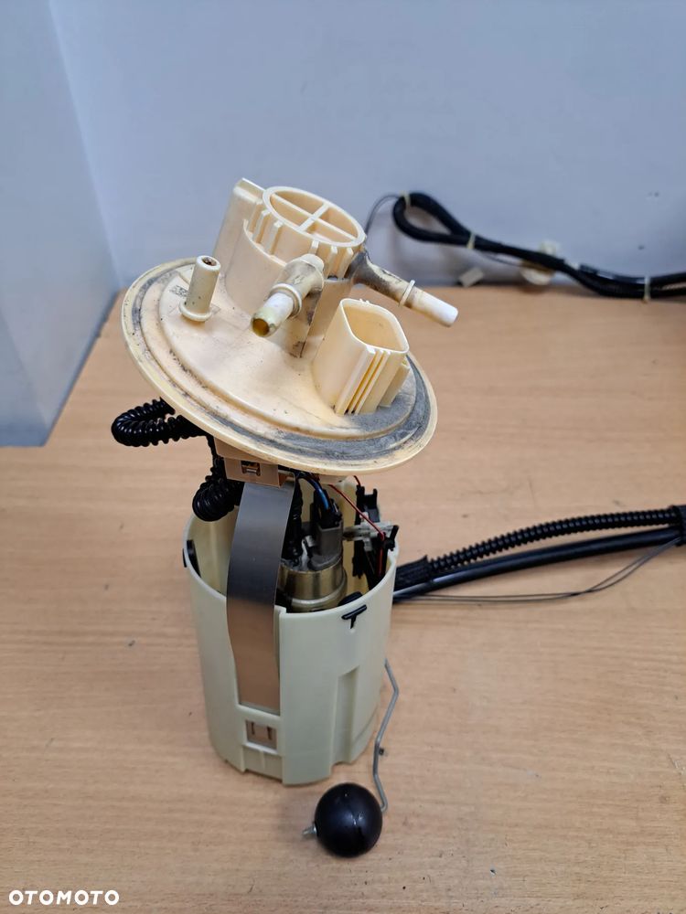 POMPA PALIWA VOLVO S60 V70  XC70 2.5T 2.4T 2.3T5 2.0T 30792851 - 4