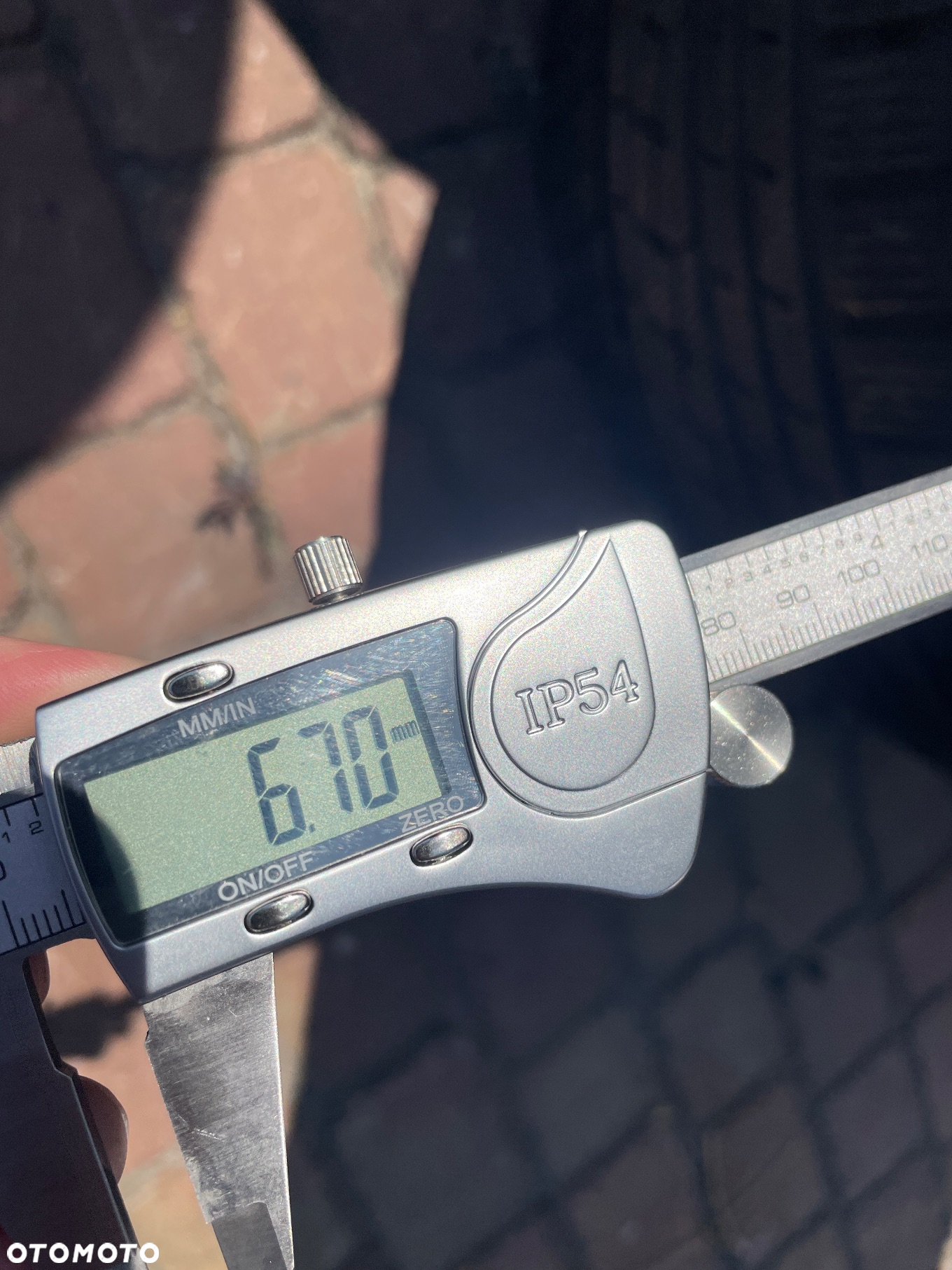 Kumho Asymetric 265/60/18 - 5
