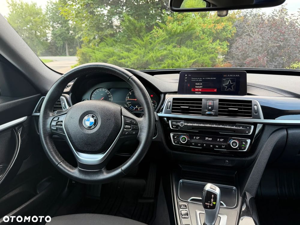 BMW 3GT 320i GPF xDrive Sport Line sport - 22