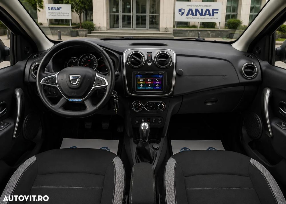 Dacia Logan 0.9 TCe Prestige - 1