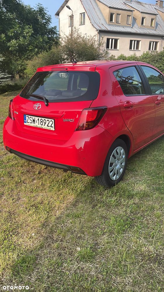 Toyota Yaris 1.0 Premium - 3