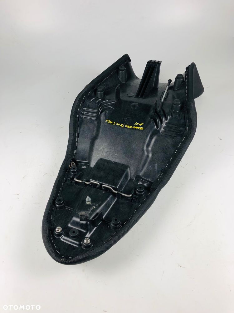 Triumph Speed Triple 1050 11-14 siedzenie kanapa fotel - 7