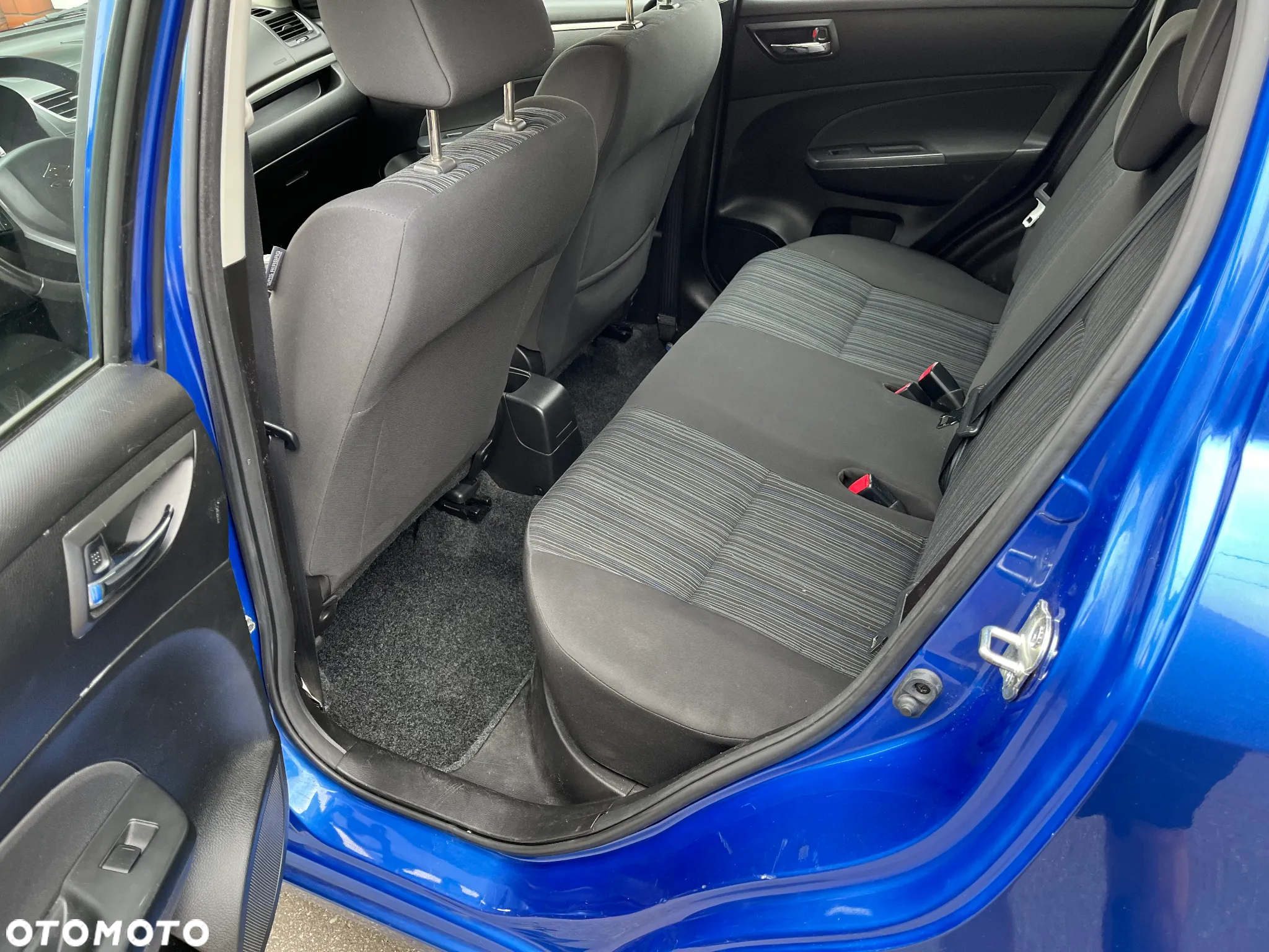 Suzuki Swift - 8