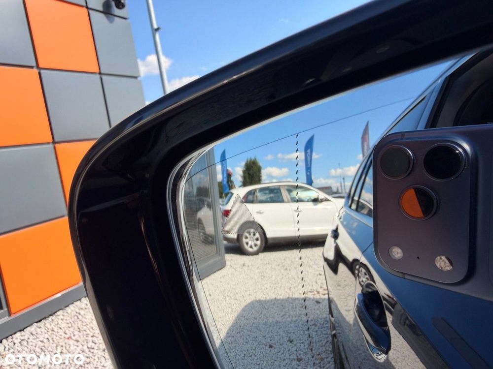 BMW Seria 3 - 38