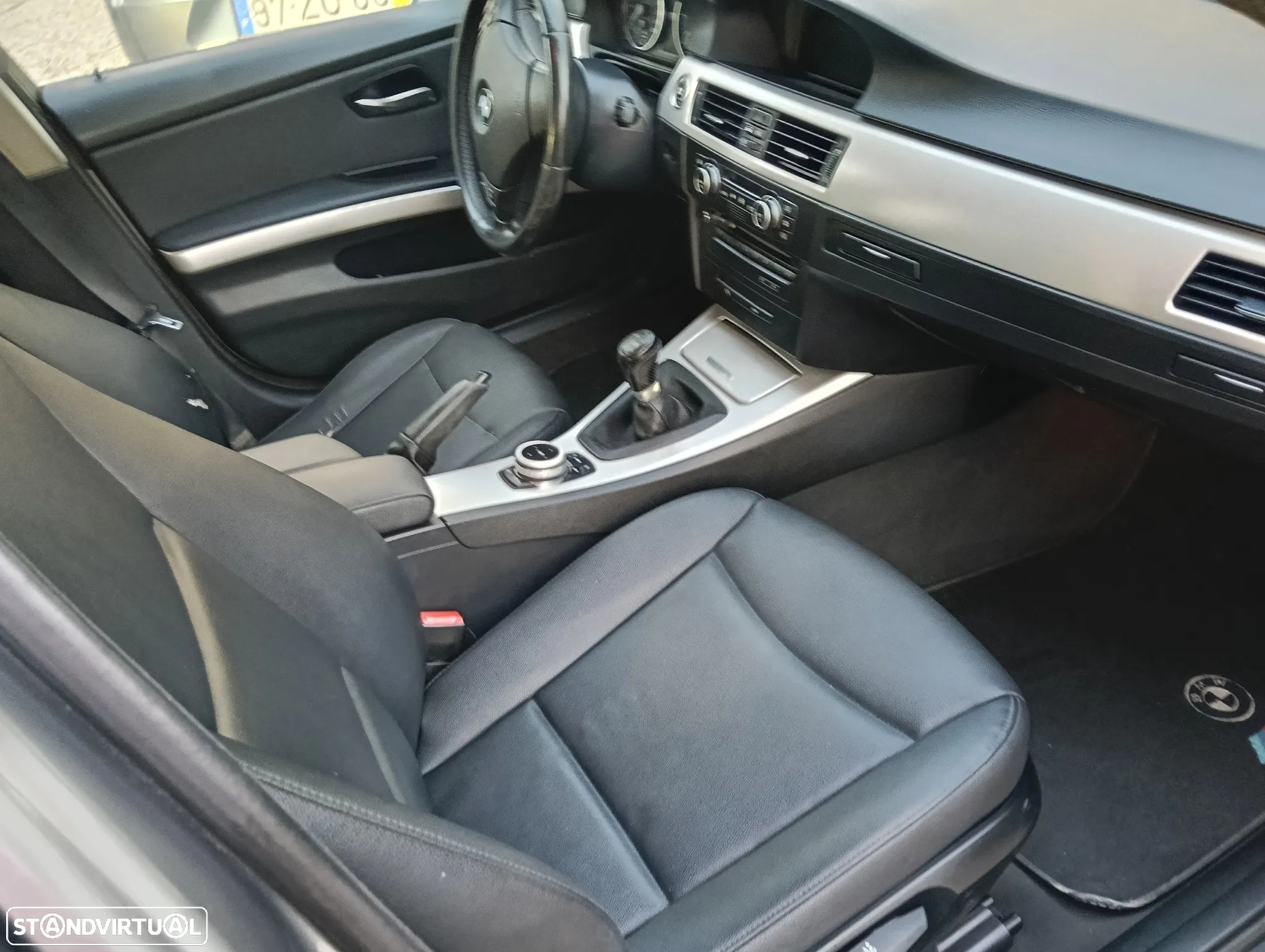 BMW 318 d Touring Navigation - 18