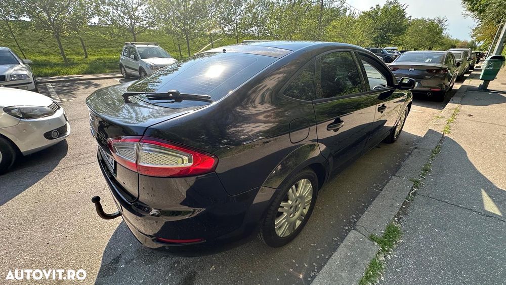 Ford Mondeo 1.6 TDCi Ambiente - 12