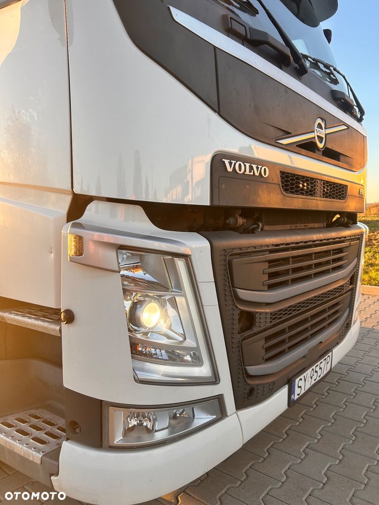 Volvo FM330 - 3
