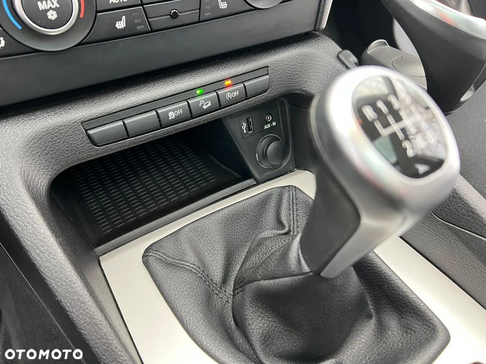 BMW X1 xDrive18d xLine - 13