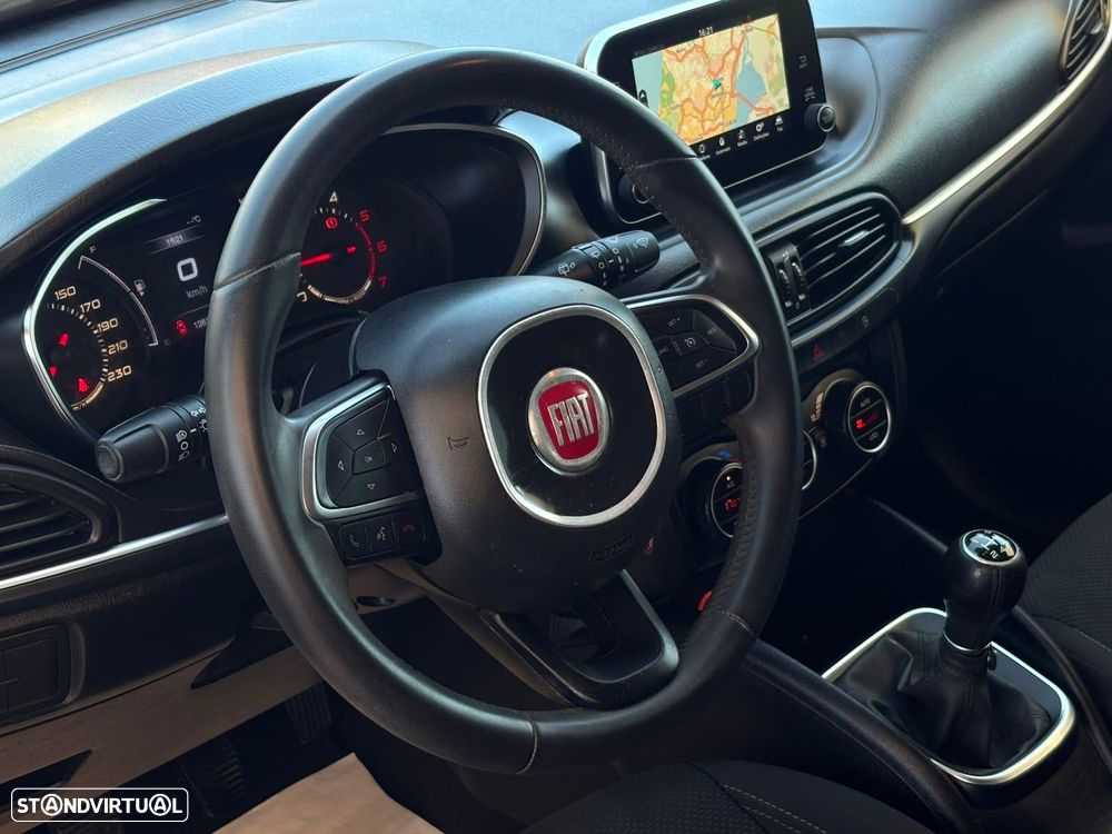 Fiat Tipo Station Wagon 1.3 M-Jet Lounge - 17