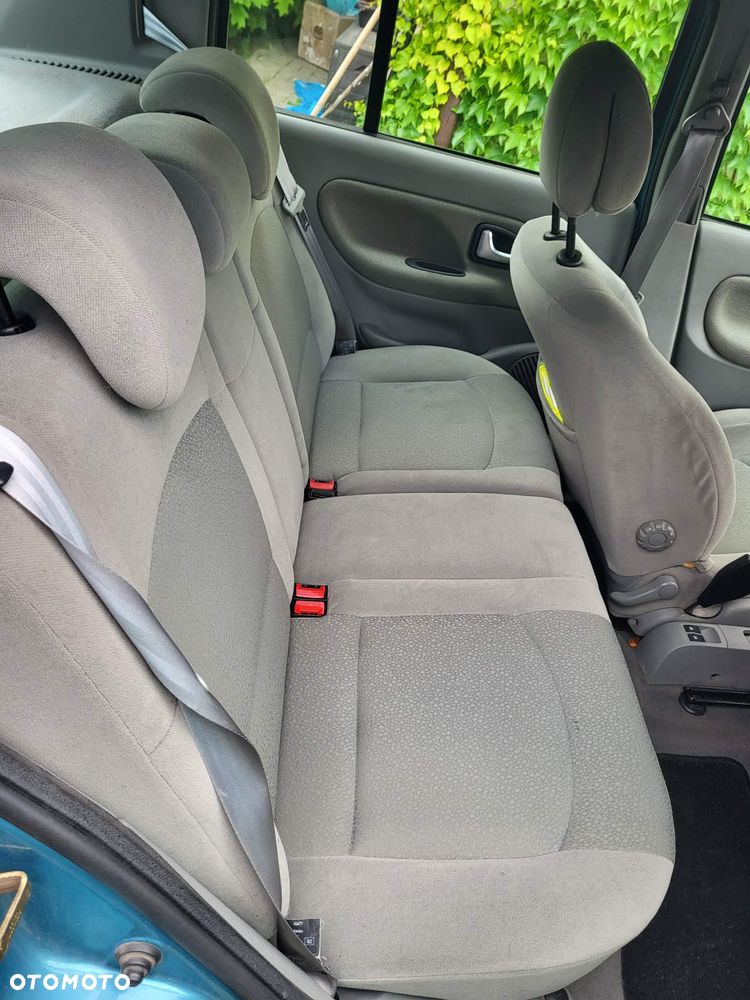 Renault Clio 1.4 16V Expression - 7