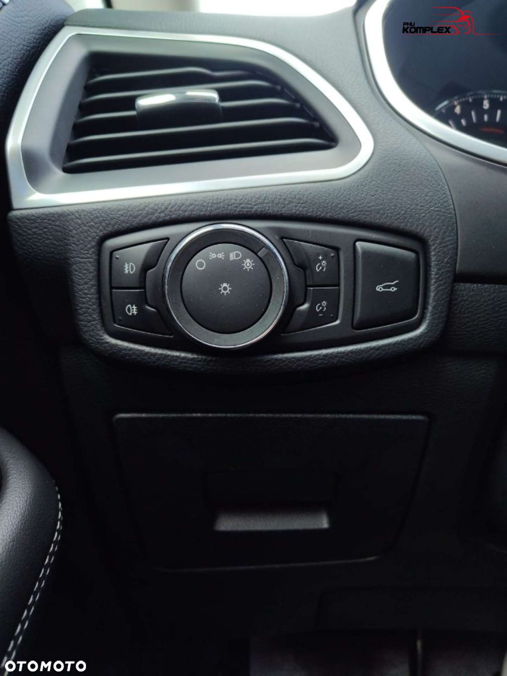 Ford S-Max - 23
