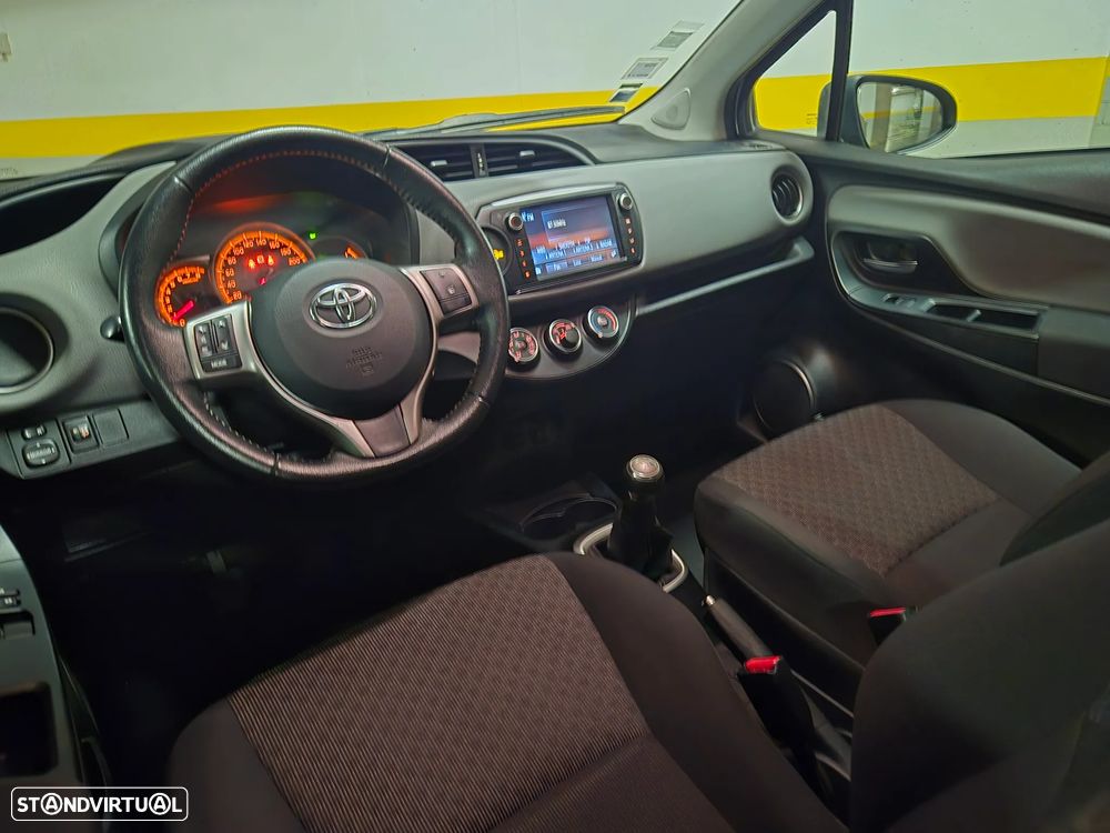 Toyota Yaris 1.0 VVT-i ACtive+AC - 29