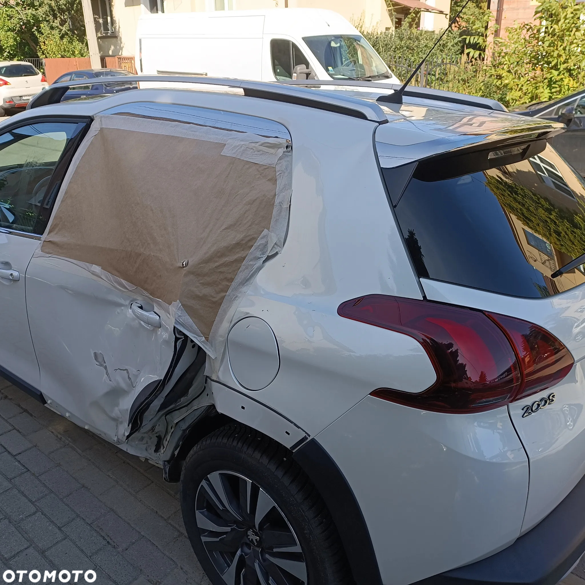 Peugeot 2008 - 7