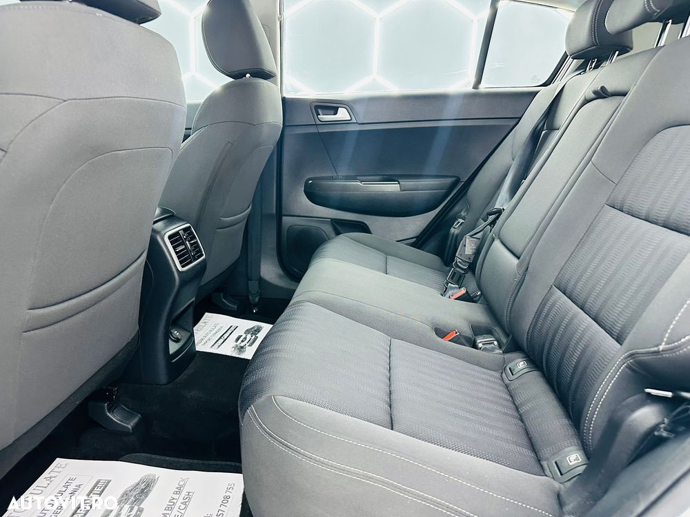 Kia Sportage 1.7 CRDI 2WD Attract - 16