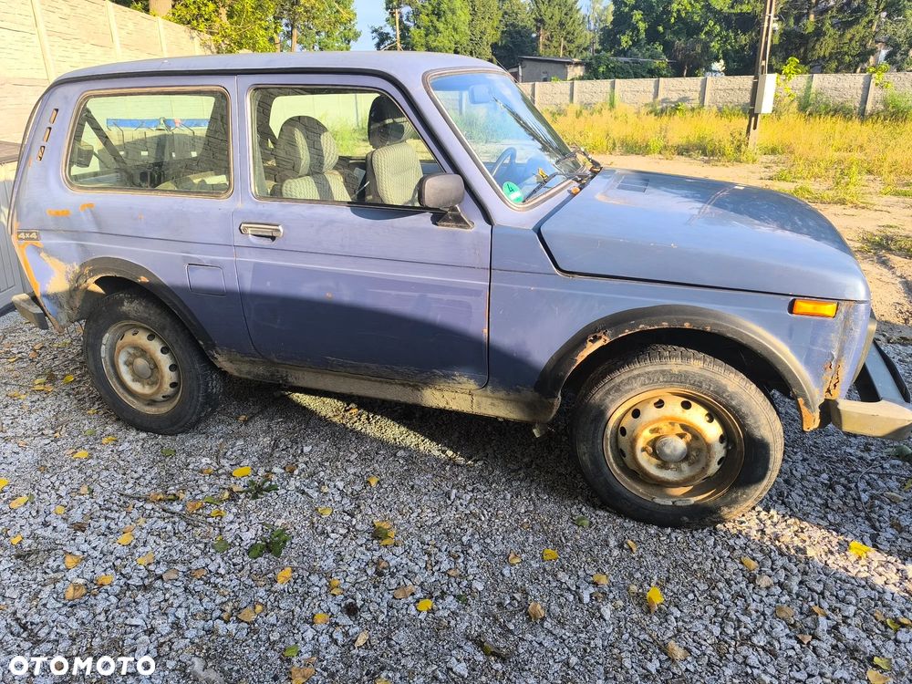 Lada Niva - 1