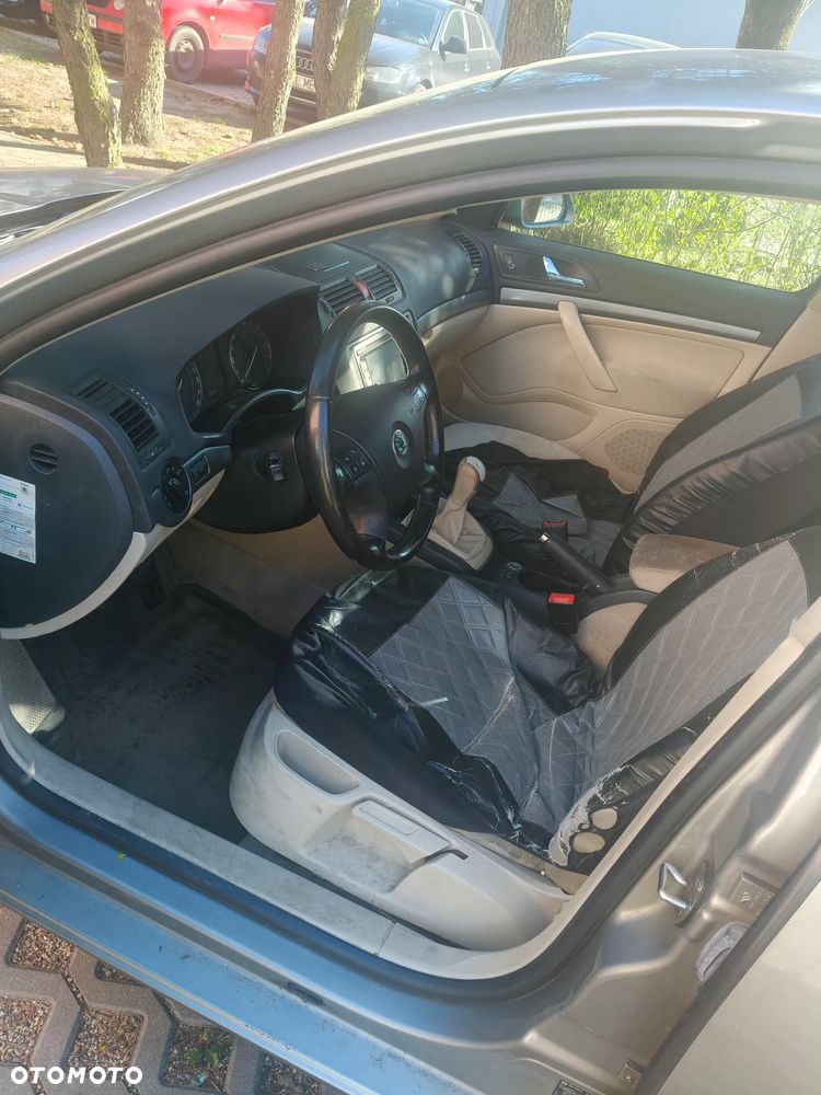 Skoda Octavia 2.0 FSI Elegance - 5