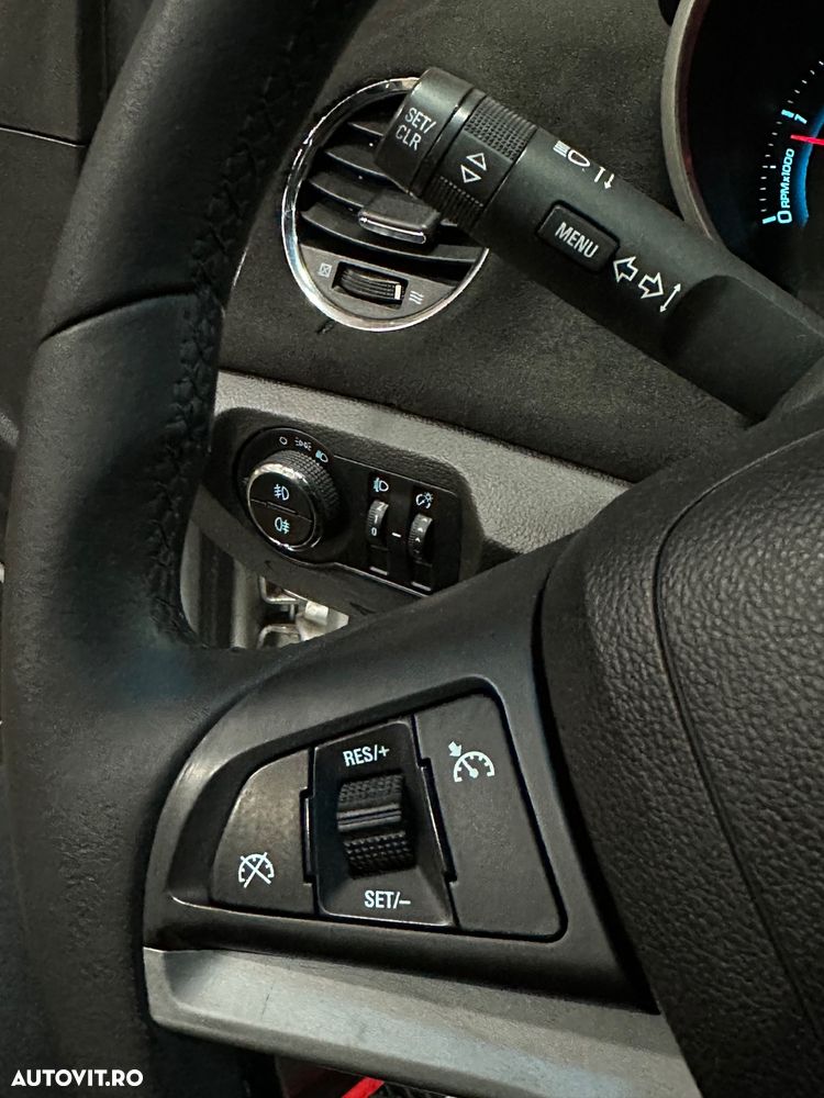 Chevrolet Cruze - 10