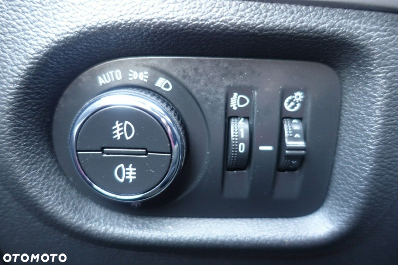 Opel Astra - 19