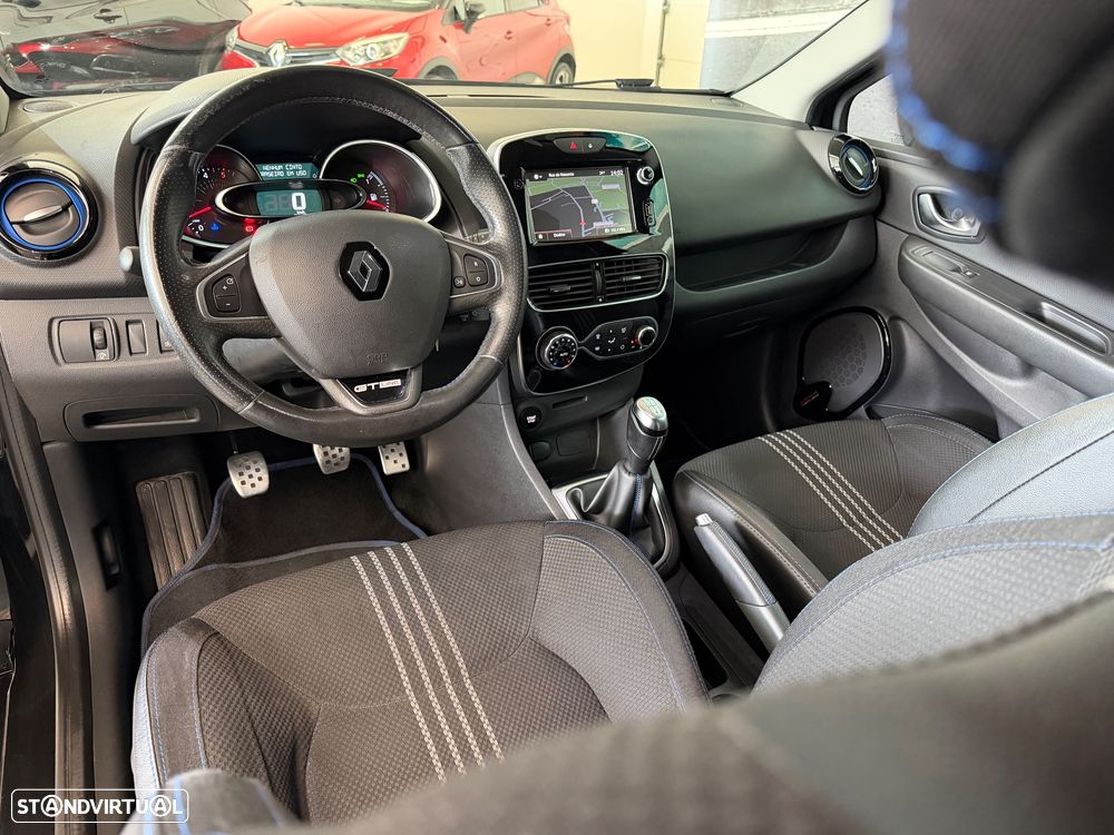 Renault Clio Sport Tourer 1.5 dCi GT Line - 7