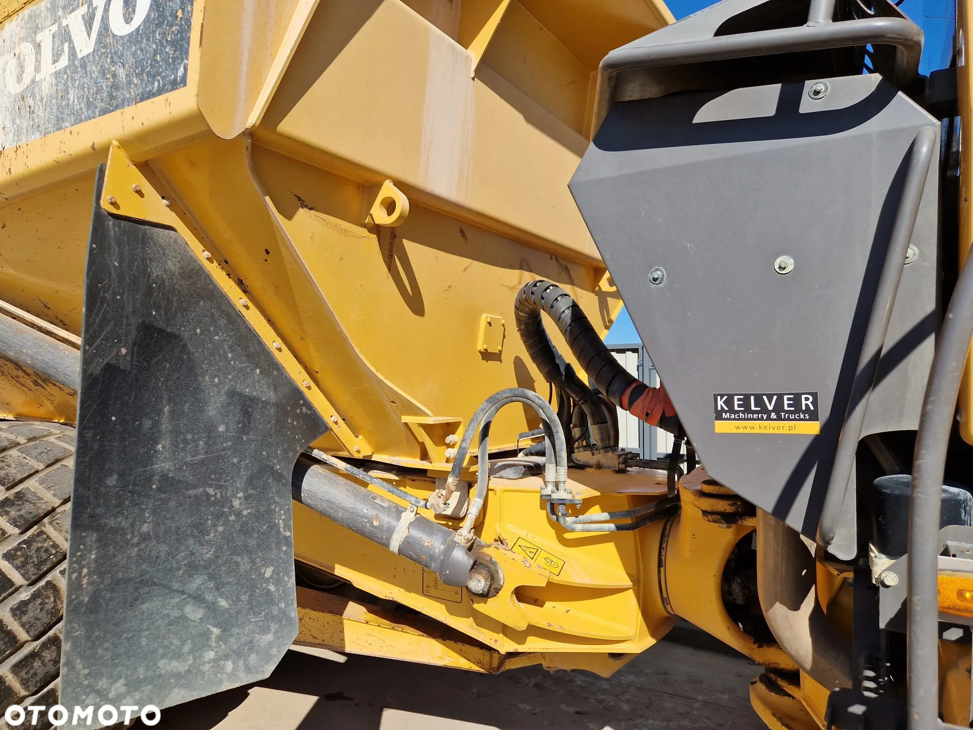 Volvo A30F * szerokie opony * burta tył * - 23