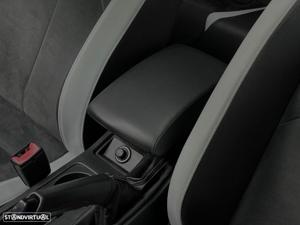 SEAT Leon ST 2.0 TSI Cupra DSG S/S - 27