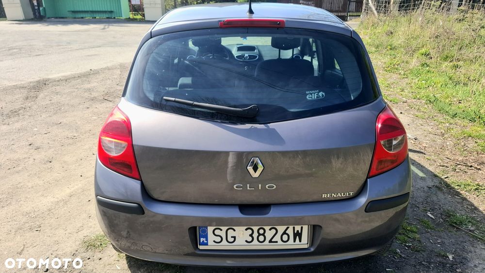 Renault Clio - 5