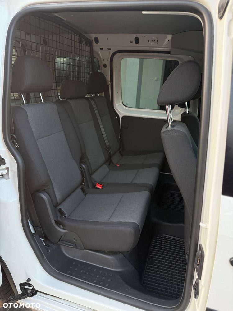 Volkswagen Caddy Maxi 2.0 TDI Comfortline - 24