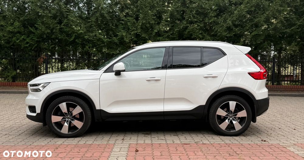 Volvo XC 40 T4 AWD Momentum - 5