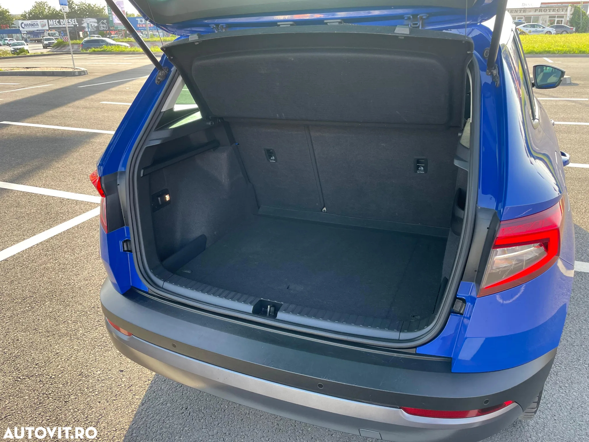 Skoda Karoq 2.0 TDI SCR 4x4 DSG Ambition - 8