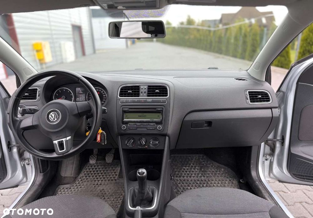 Volkswagen Polo - 19