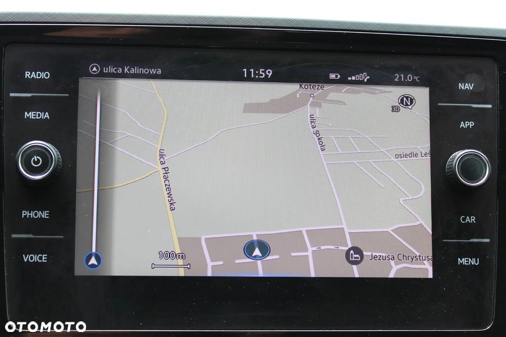 Volkswagen Passat Variant 2.0 TDI SCR DSG Business - 24