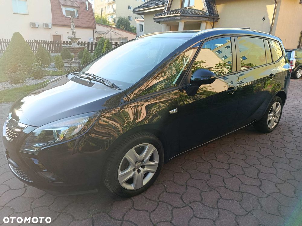 Opel Zafira - 2
