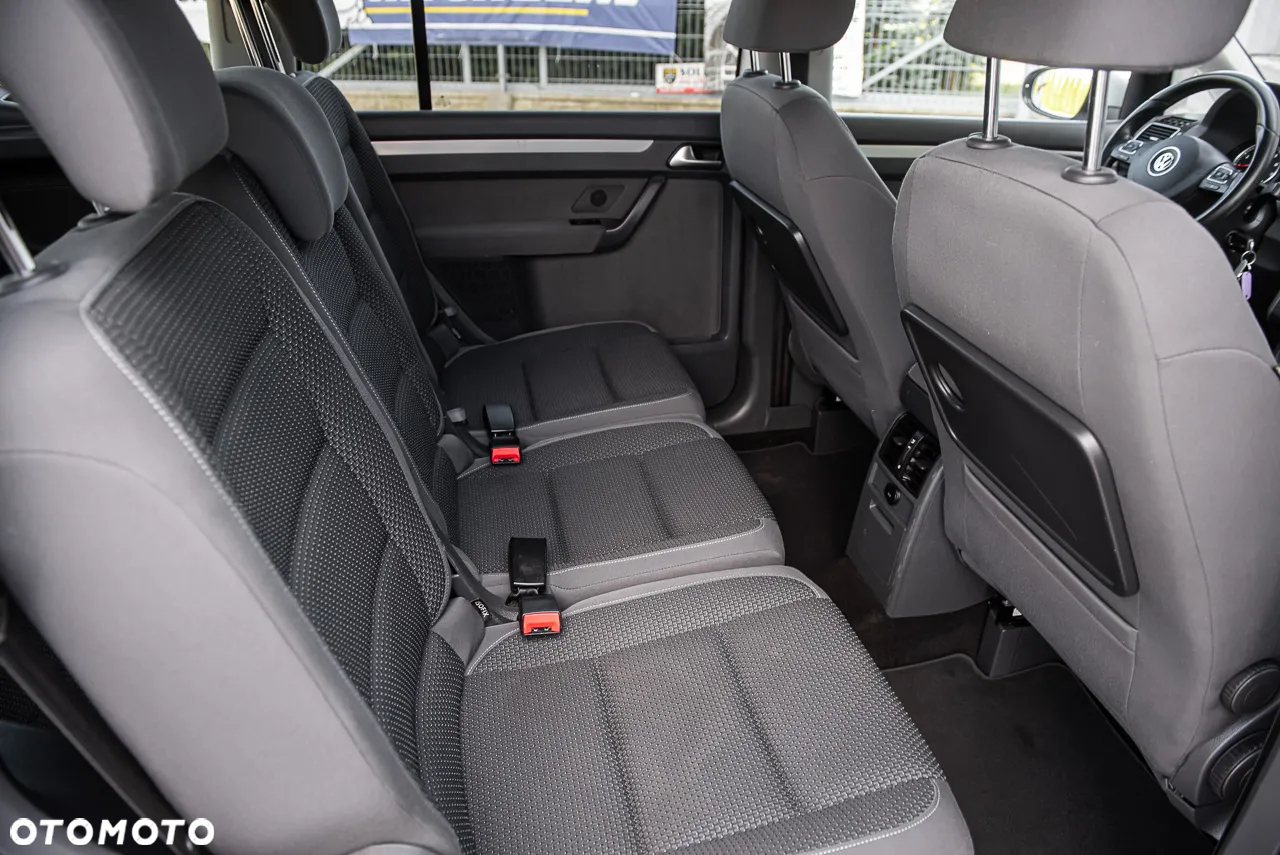 Volkswagen Touran 1.4 TSI DSG MATCH - 30