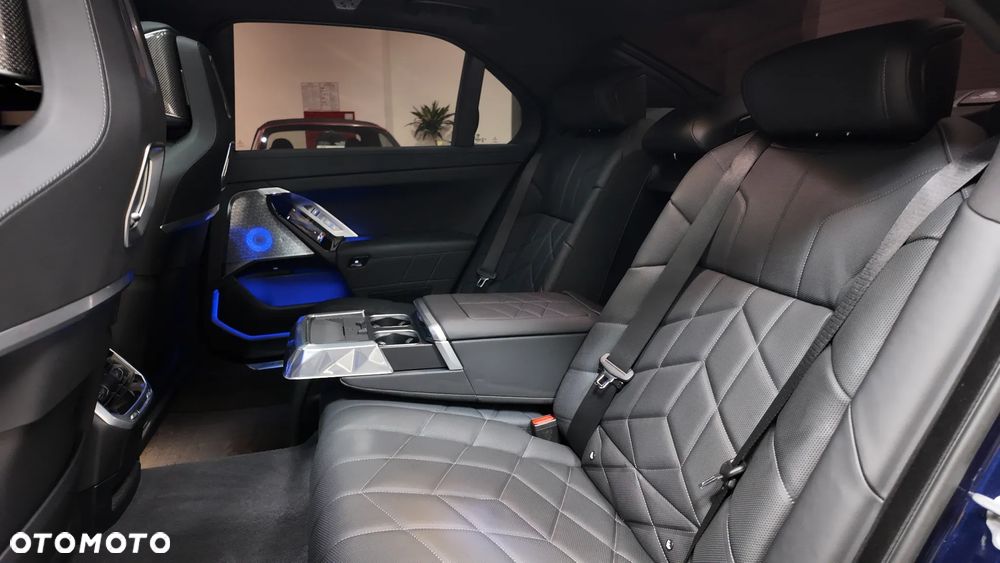 BMW i7 105.7kWh xDrive60 M Sport - 29