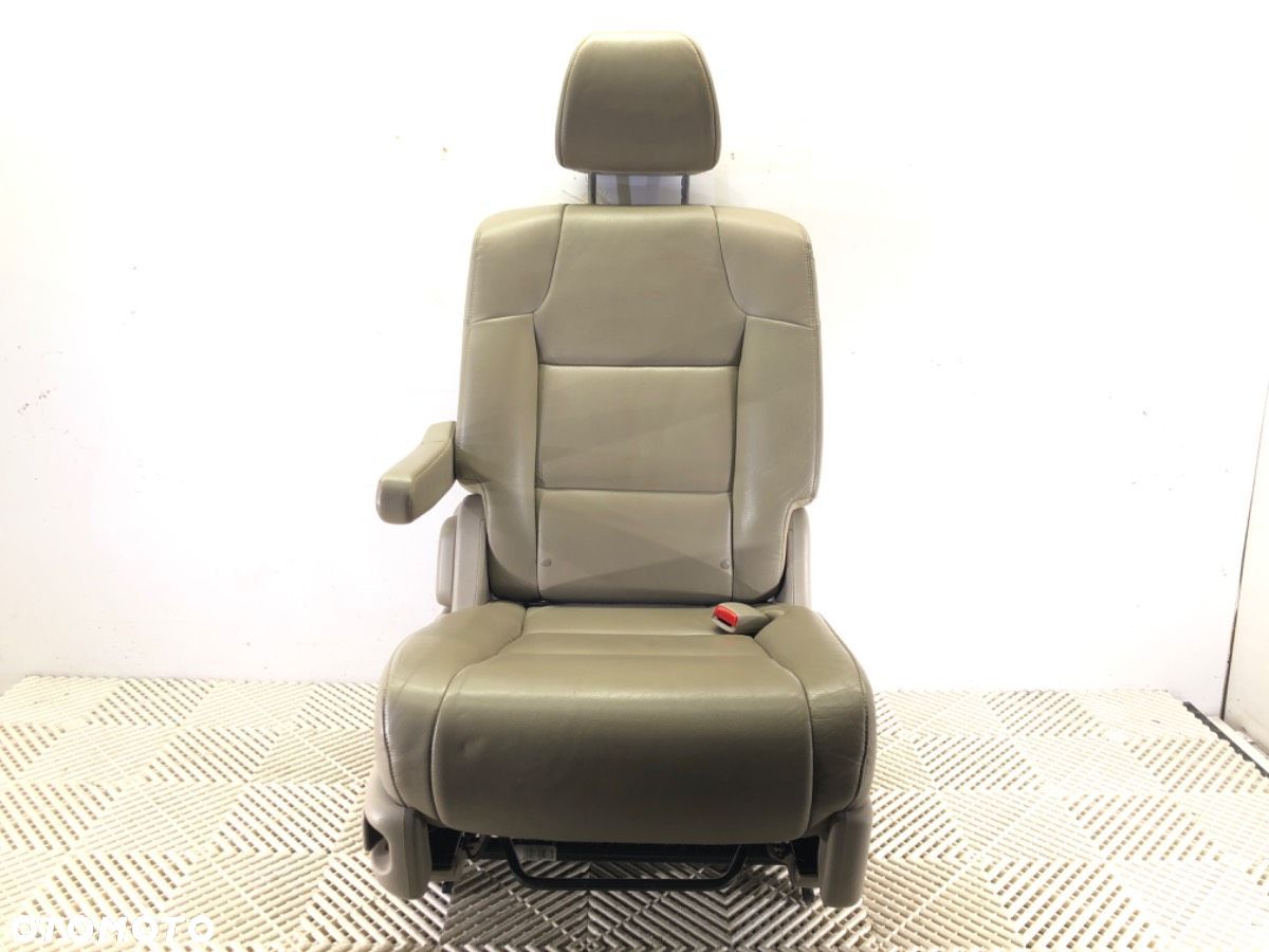 FOTEL TYŁ - 500.00 PLN - HONDA ODYSSEY (RL5) 2010 - 2022 3.5 185 kW [252 KM] benzyna 2010 - 2022 - 1