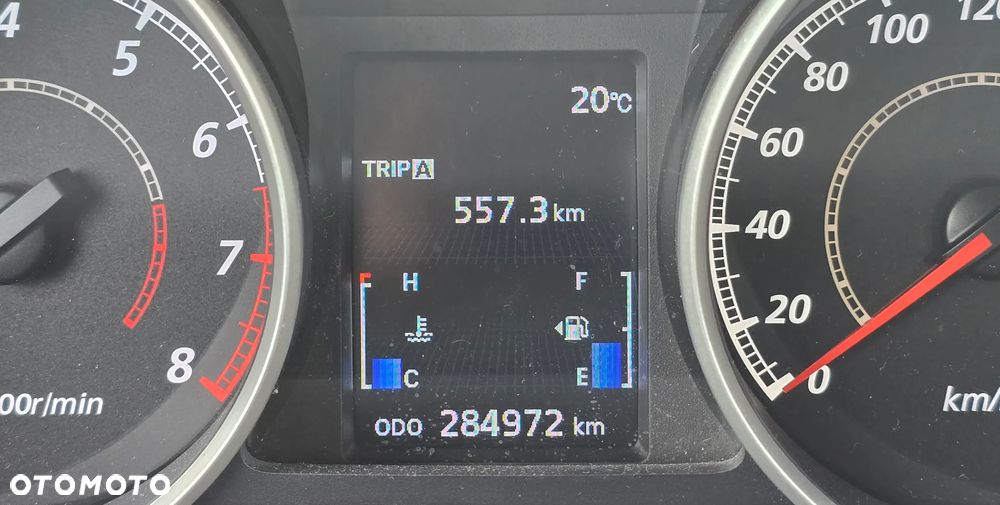 Mitsubishi Outlander - 10