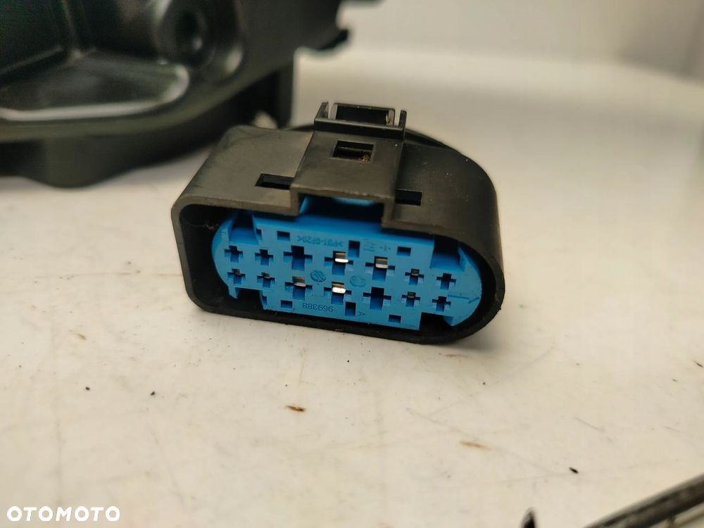 FORD FOCUS MK3 10R- REFLEKTOR LAMPA PRAWY PRZÓD PRAWA PRZEDNIA - 14