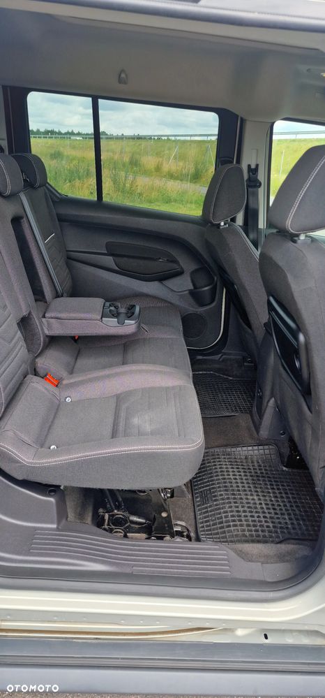 Ford Tourneo Connect Gr 1.5 TDCi Titanium - 26