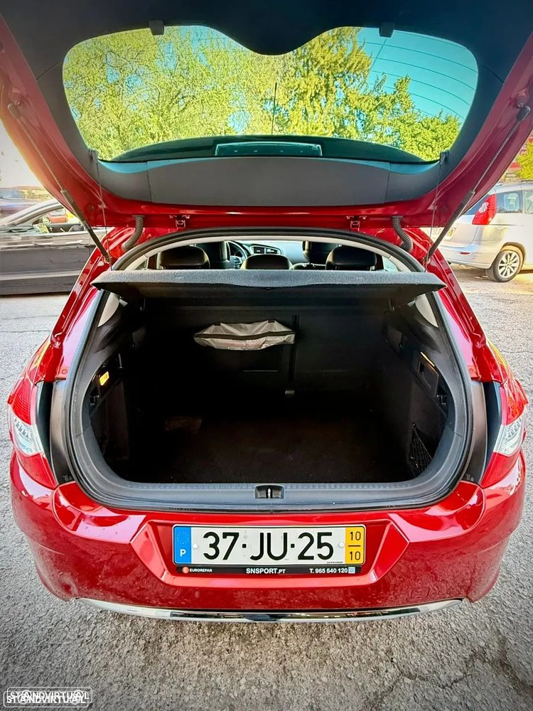 Citroën C4 1.6 e-HDi Exclusive J17 CMP6 - 2