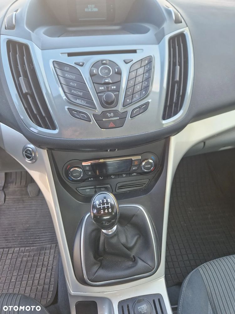Ford Grand C-MAX - 19